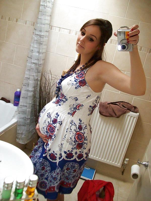 Pregnant yummies porn gallery