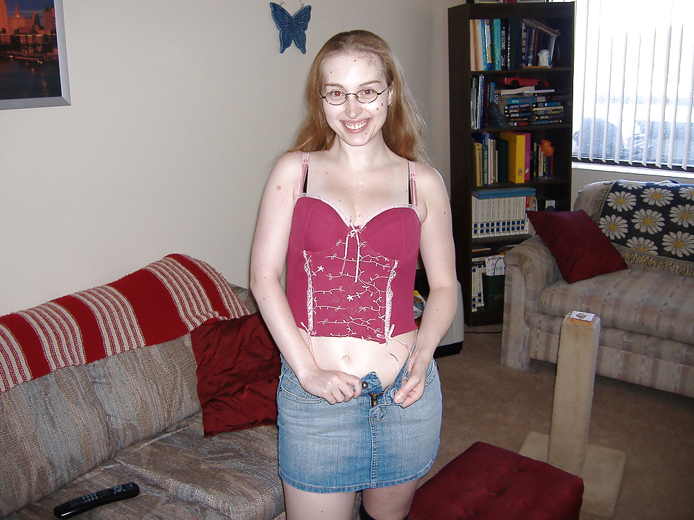 Nerdy Slut Knows How To Please porn gallery