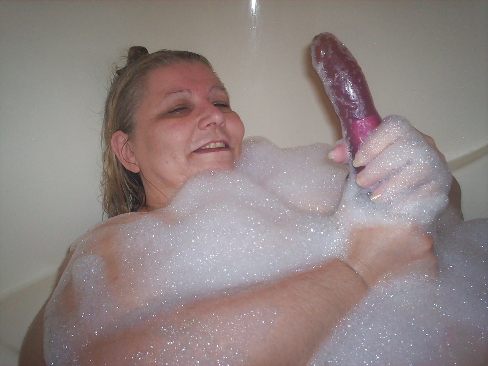 buble bath porn gallery