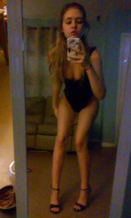 Previews porn gallery