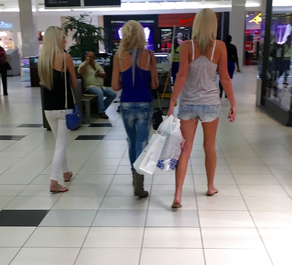 sluts - who do you choose? porn gallery