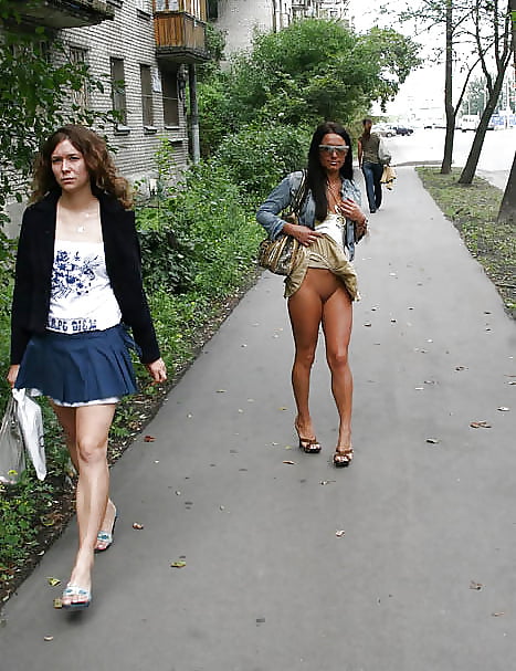 Public, flash pussy porn gallery