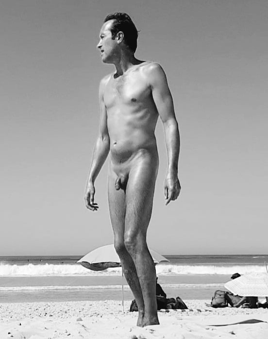 B&W nudist FKK french beach 2020 - 8 Photos 
