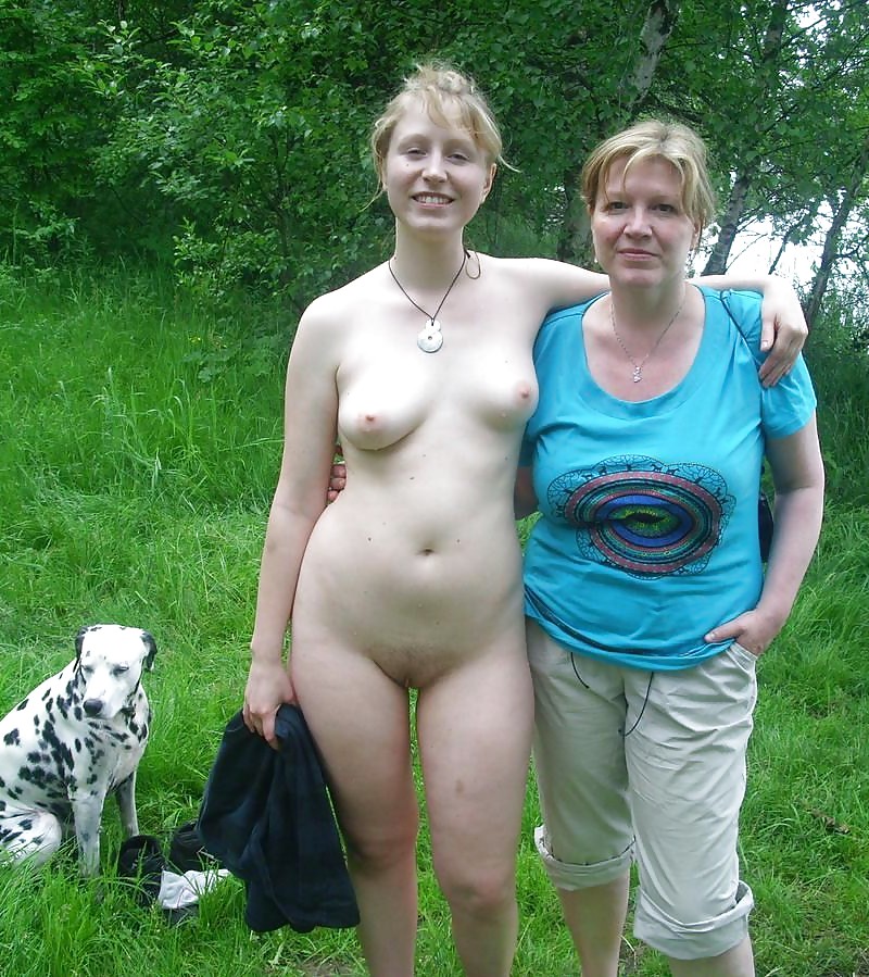 Nudist mother & not their daughter porn gallery