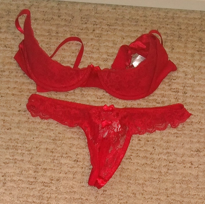 Dessous der 29 jaehrigen Ehehure #1 porn gallery