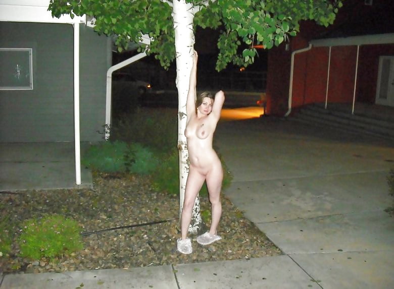 Bellisima Bambolina 134 Nude Outdoor porn gallery