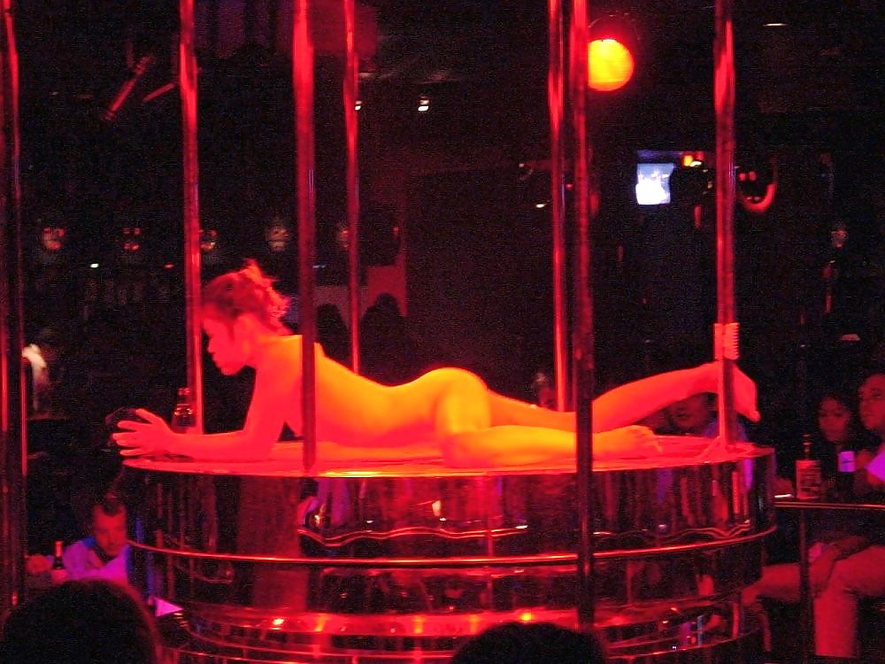 Thai Bar Girls nude porn gallery