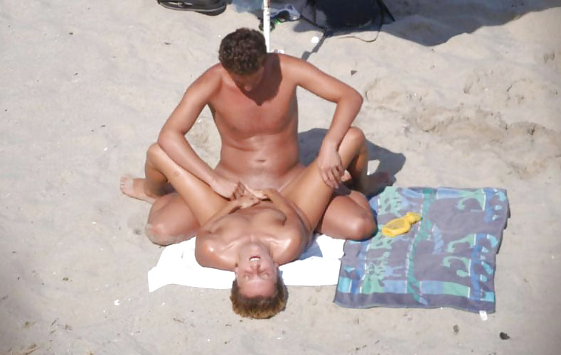 Sex on the beach. porn gallery