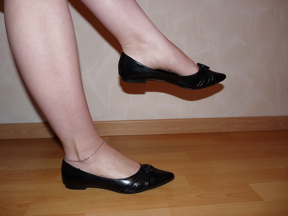 Wifes sexy black leather ballerina ballet flats shoes 2 porn gallery