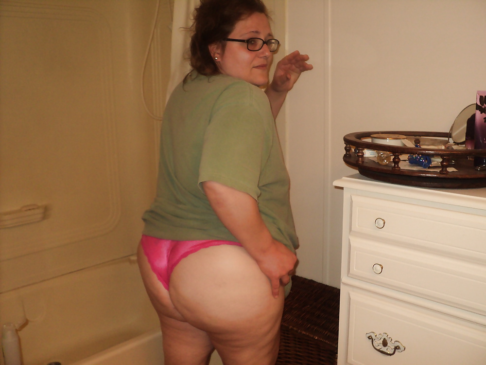 My Big Mommy Ass! porn gallery