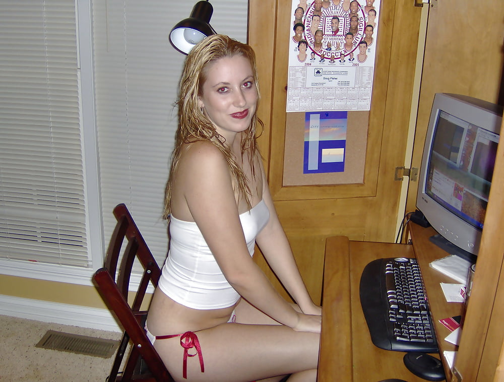 amateur blonde porn gallery