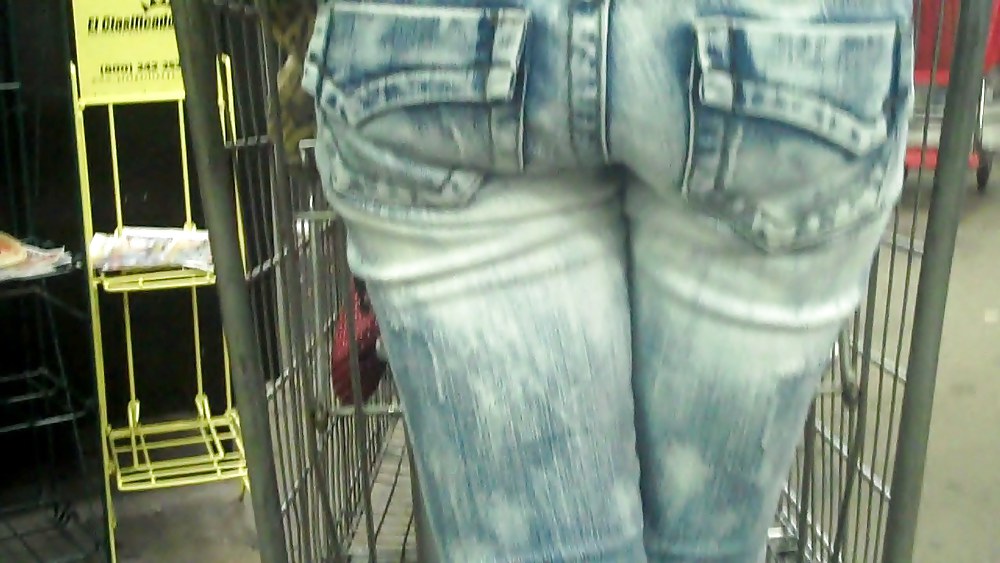 Nice butt in tight ass jeans porn gallery