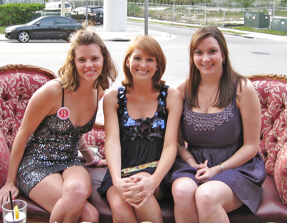 Amateur Teens with big tits porn gallery