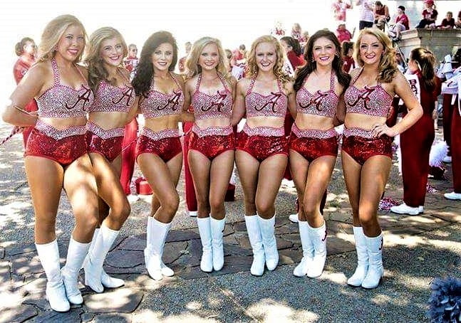 Alabama Cheerleaders - 21 Photos 