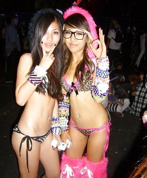 Sexy Raver Sluts porn gallery