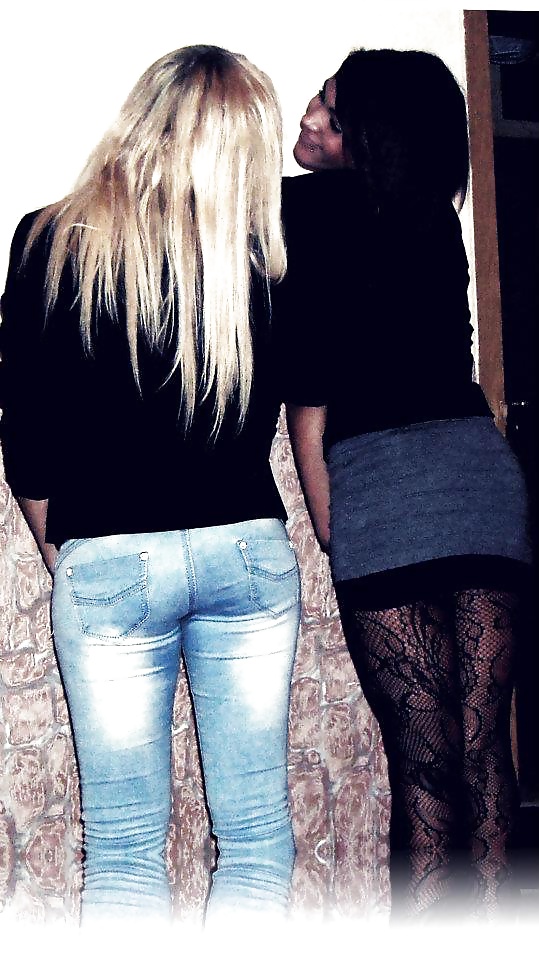 Some awesome cutie Friends! porn gallery