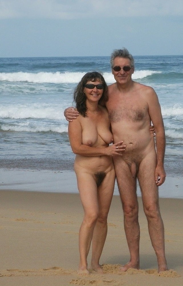 COUPLE porn gallery