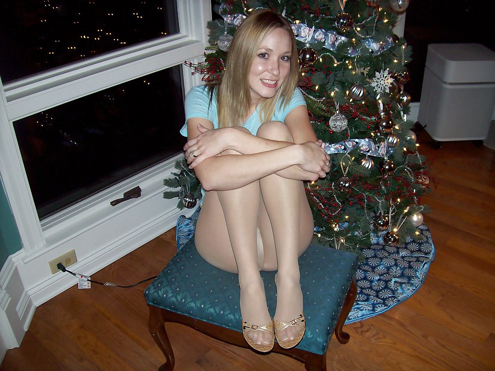 Weihnachten in Nylon porn gallery