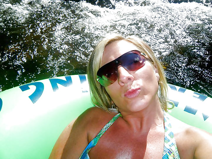 Christie W (1085) porn gallery