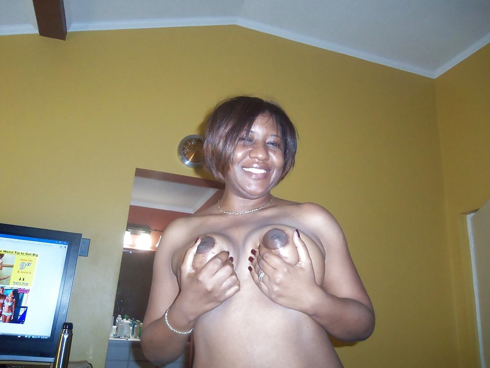 Black Milf porn gallery