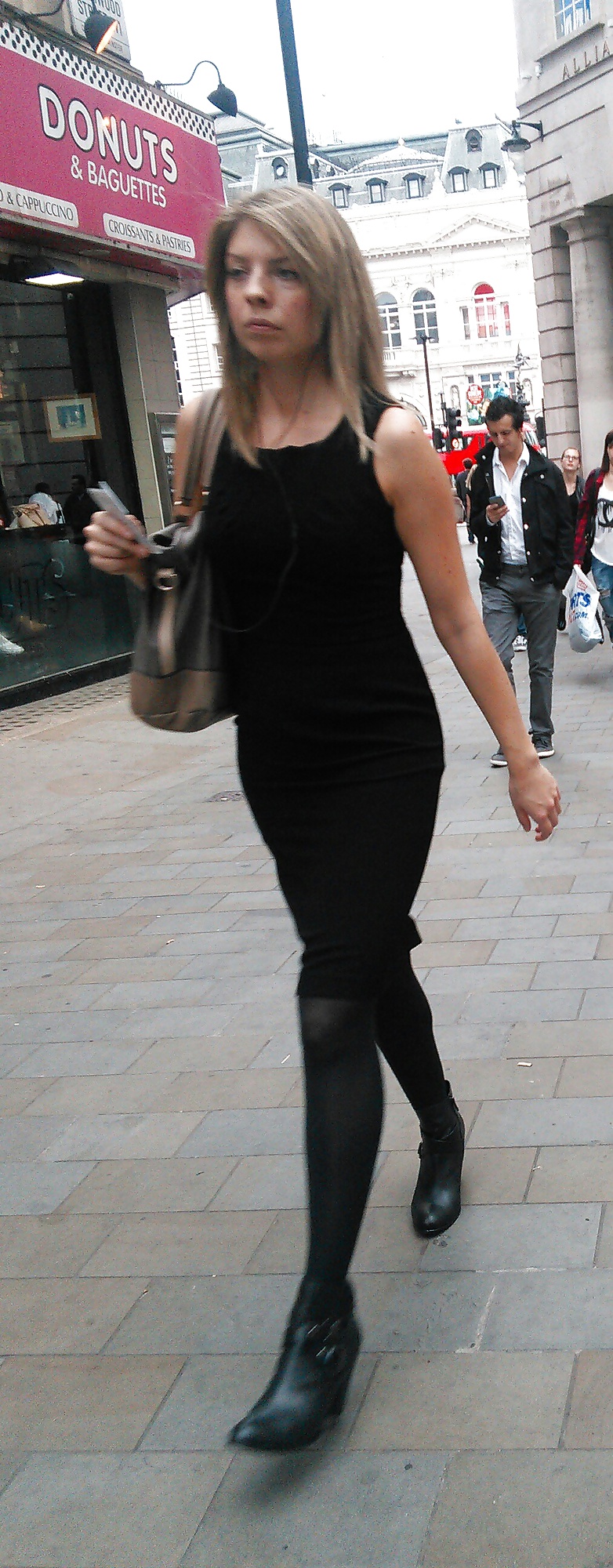 Londonperv's Candids 2014 - September vol 5 porn gallery