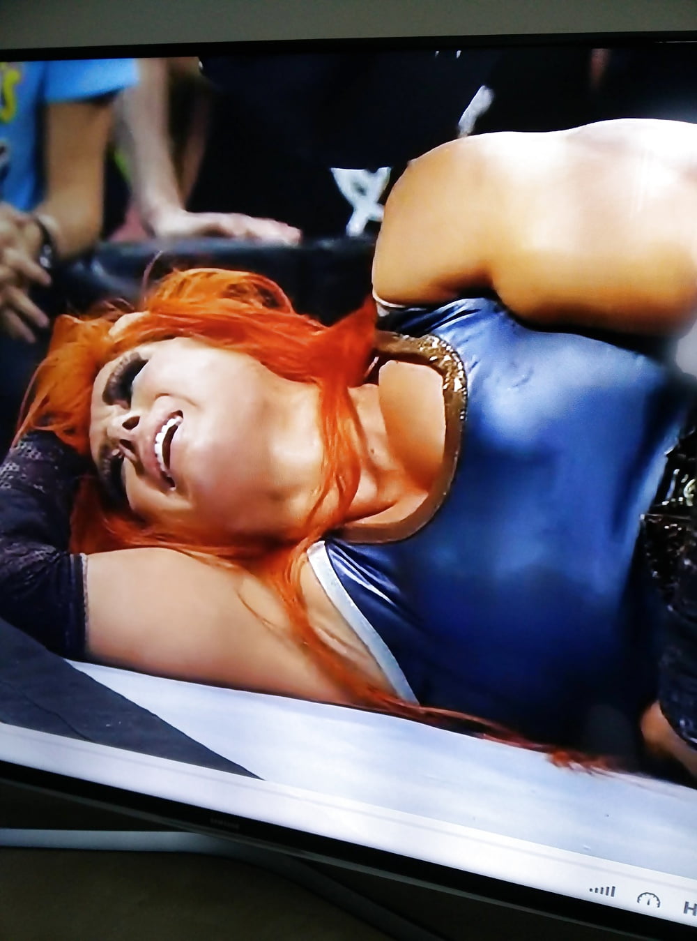 Becky lynch nipslip