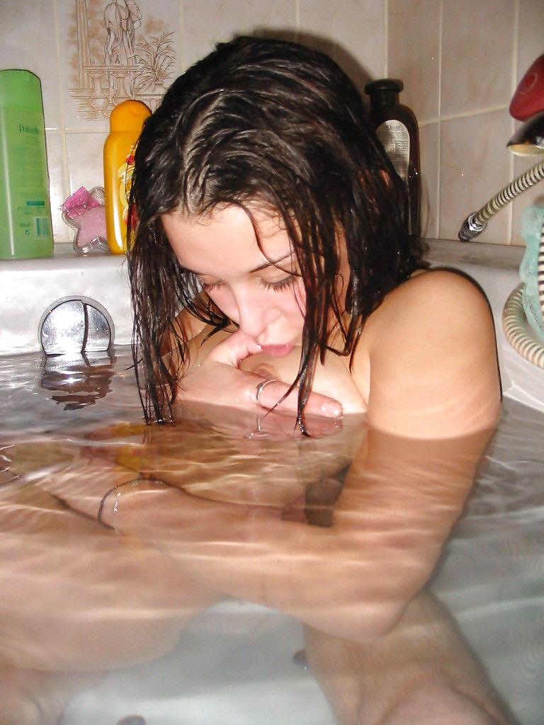 SASKIA porn gallery