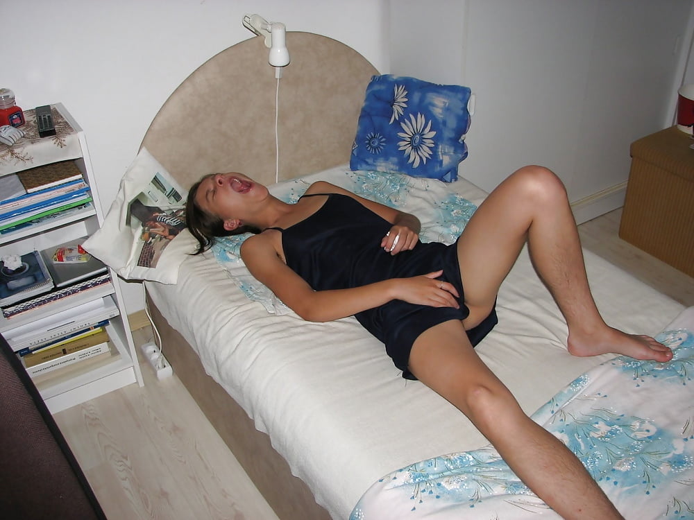 Hairy teen porn gallery