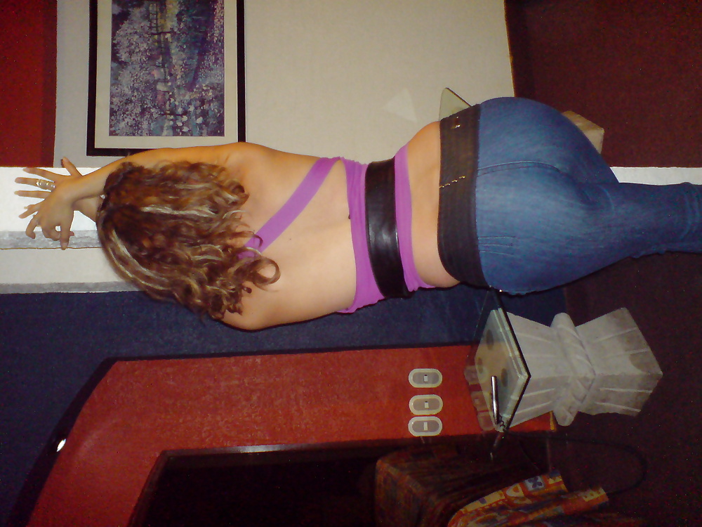 EUNICE SARAHI DE MEZCLILLA  EN EL MOTEL DEL NORTE porn gallery