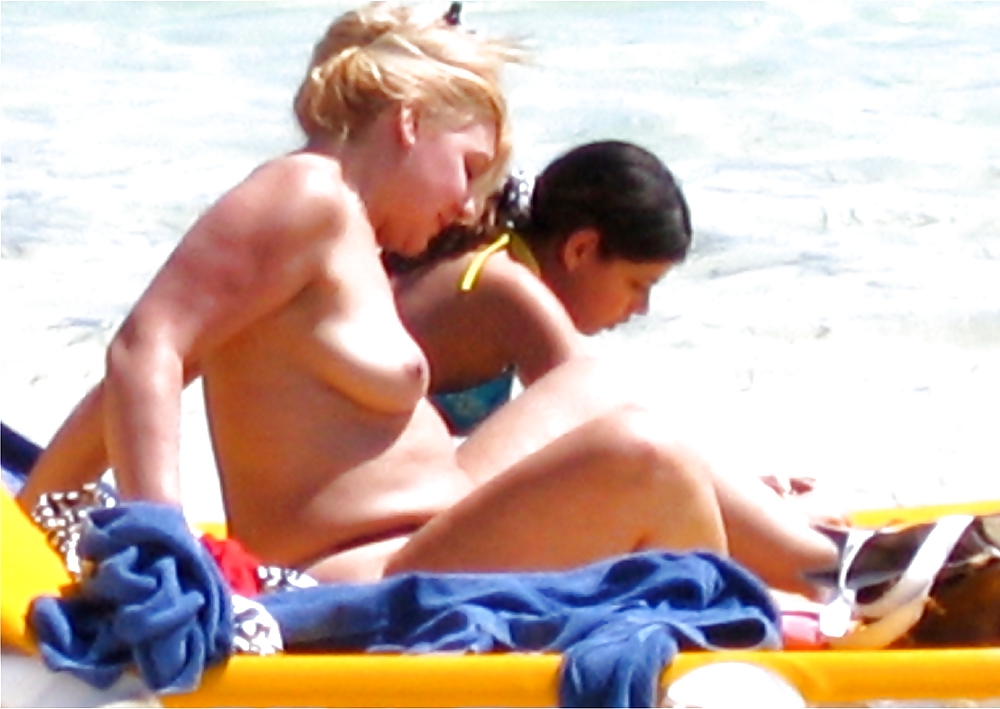 Topless women at the Beach porn gallery
