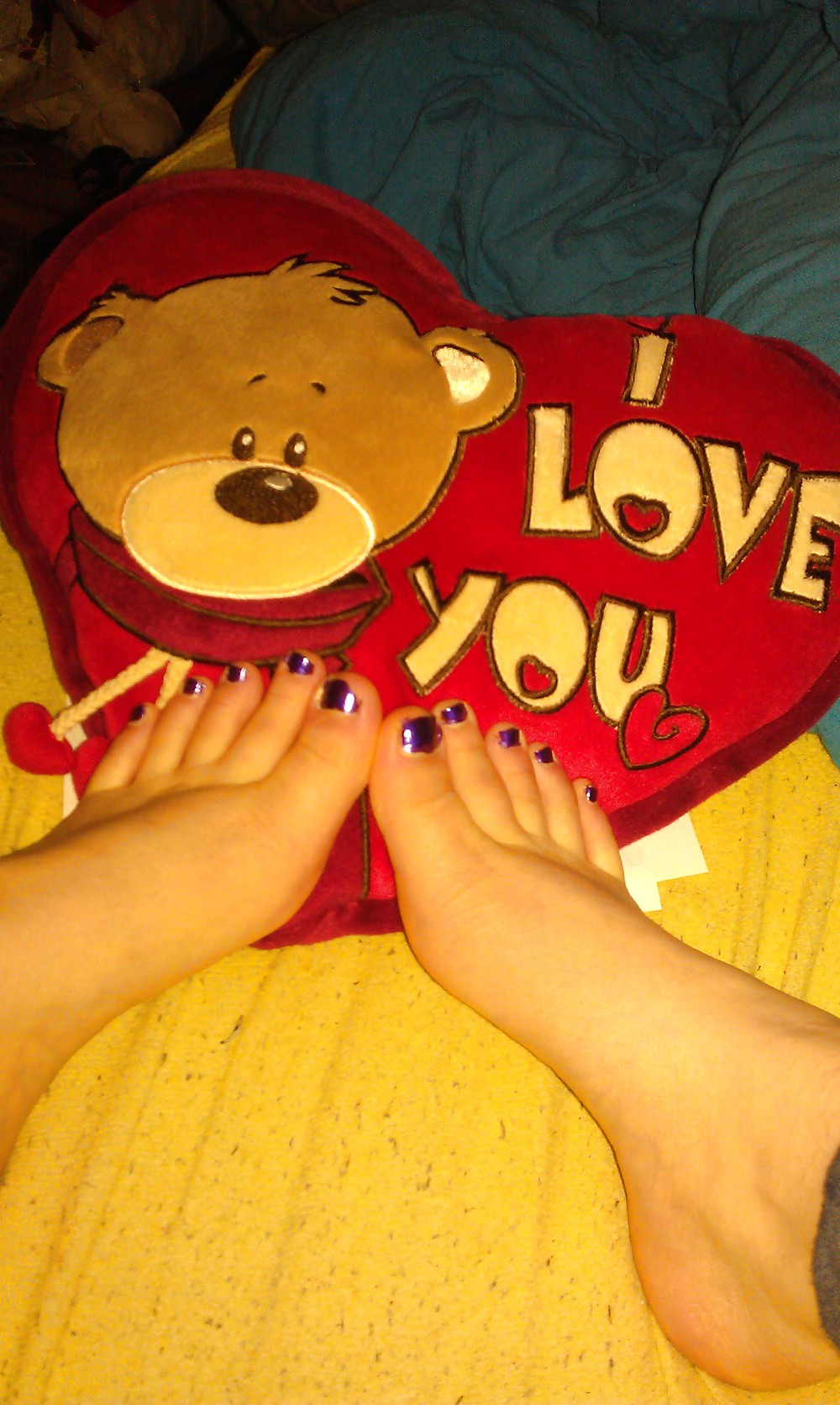 Feet pictures of my GF (19yo) porn gallery