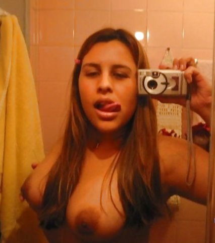 MORE yummy selfshot teens porn gallery