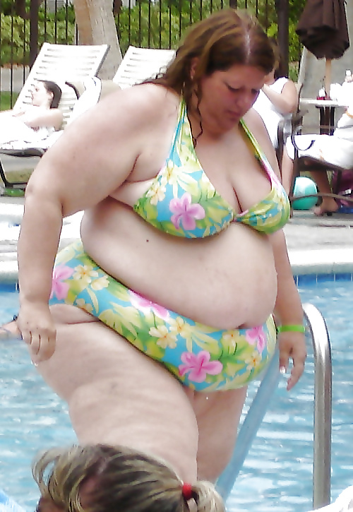 SSBBW clothed & public 4 porn gallery