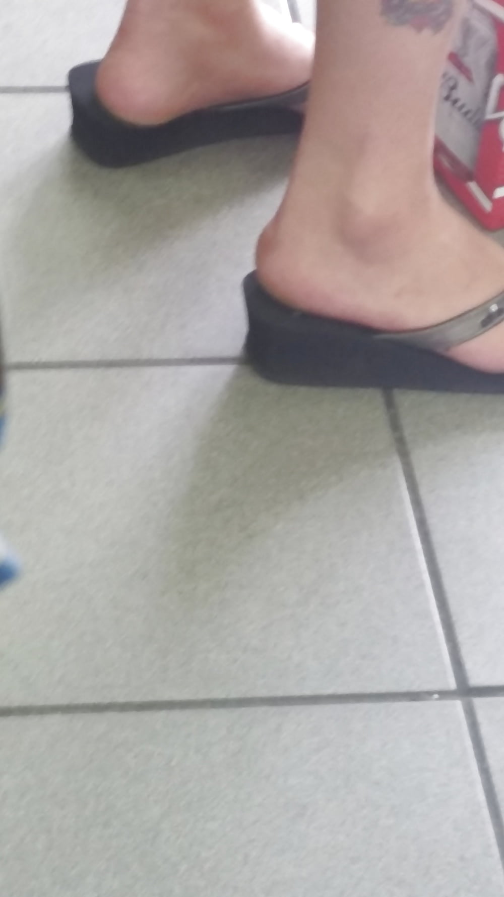 Candid feet porn gallery