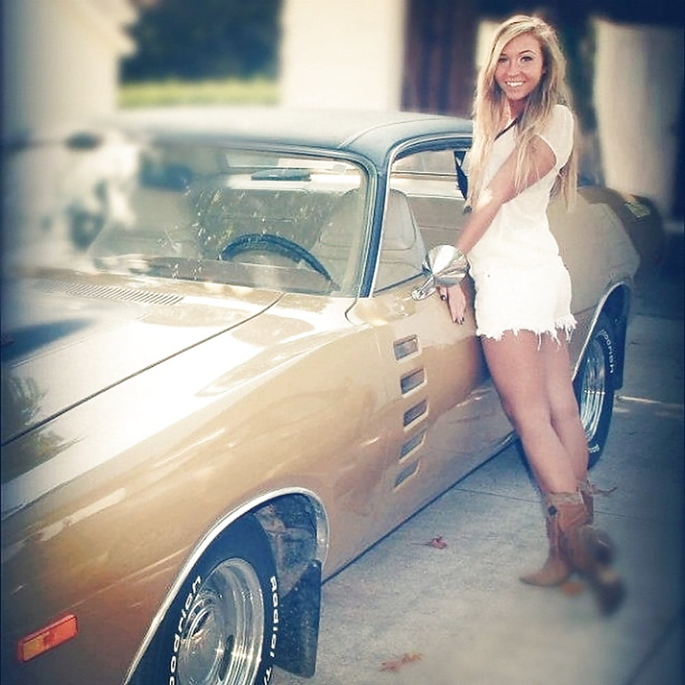 American Slut Bombshell porn gallery