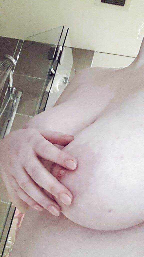 acting a slut porn gallery