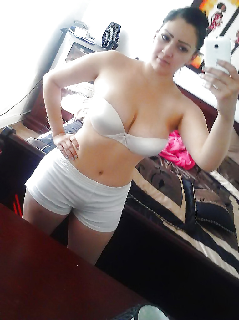 Hot Amateurs 29 porn gallery