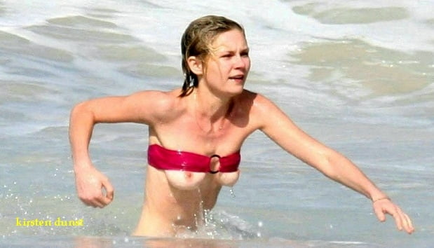 Erotic Sex Pics of celebs nipple slip on the beach