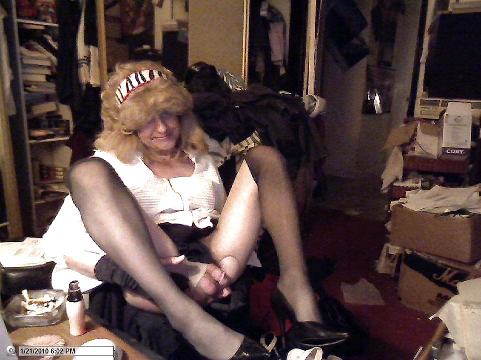 ME HORNY porn gallery