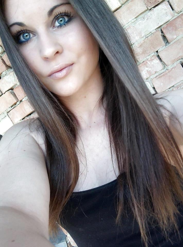 Hungarian (young) modell porn gallery