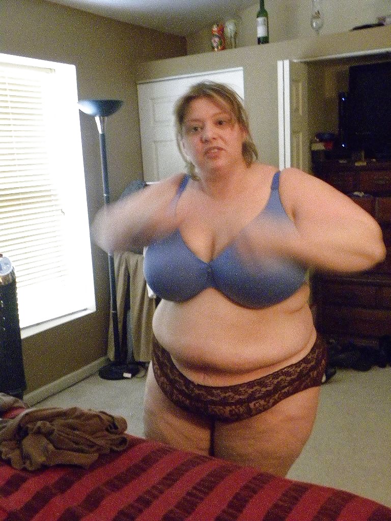 SmutDates.com Username 'DallasMomAli' porn gallery