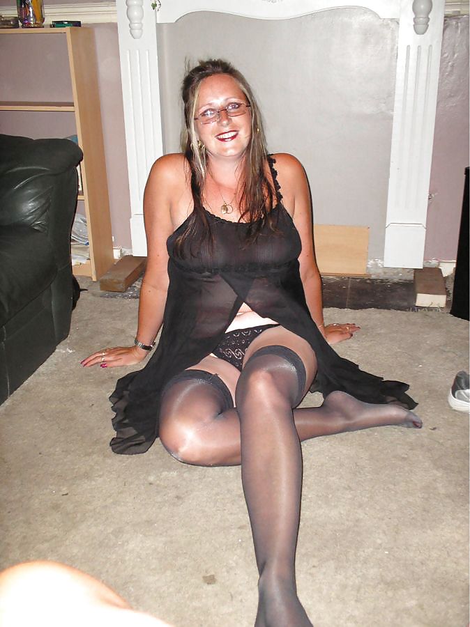 Hot Milf Spreading Her Legs Wide Open porn gallery