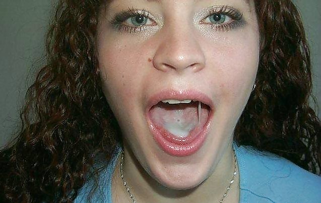Here Cum the Girls porn gallery