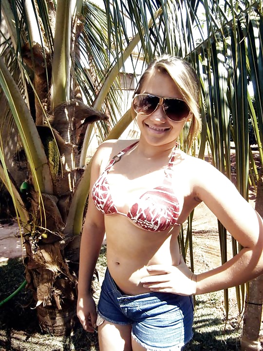 Fernanda Mendonca - Brazilian blonde teen delicious. porn gallery