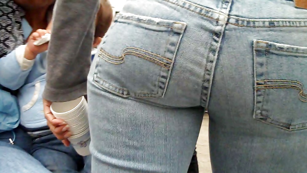 dreaming butts & ass in jeans porn gallery