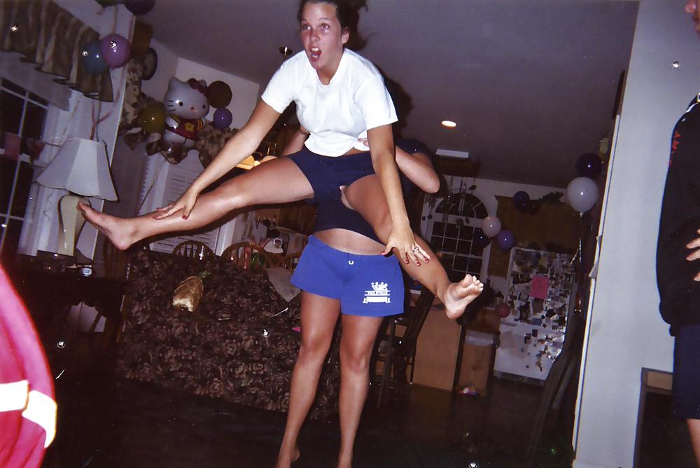 Upskirts Upshorts 17 porn gallery