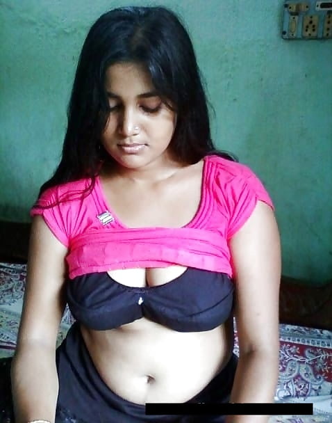 Indian girl showing her TITS and PUSSY porn gallery