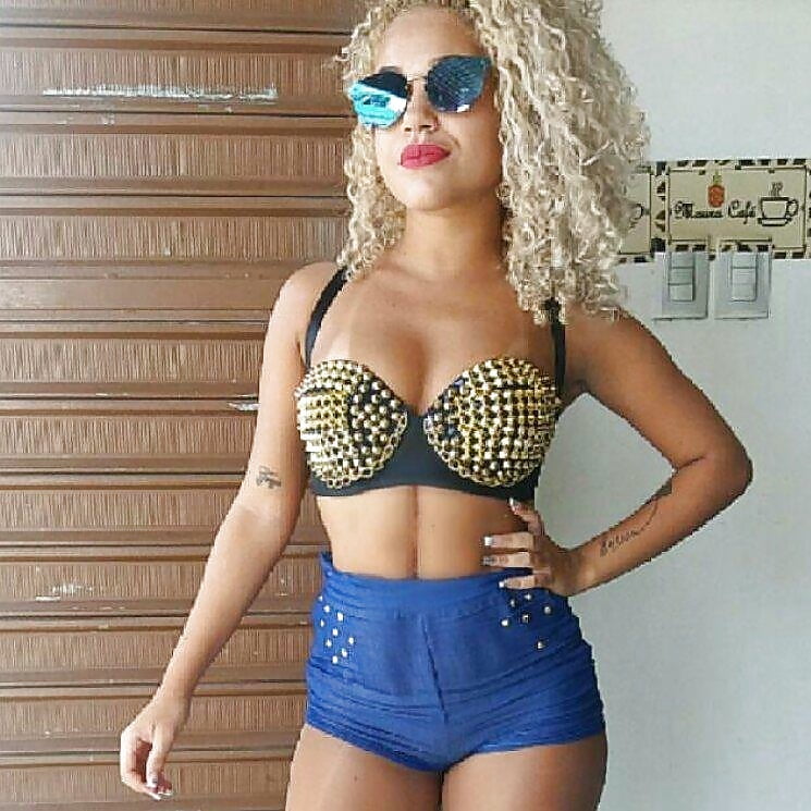 Daniela Costa porn gallery