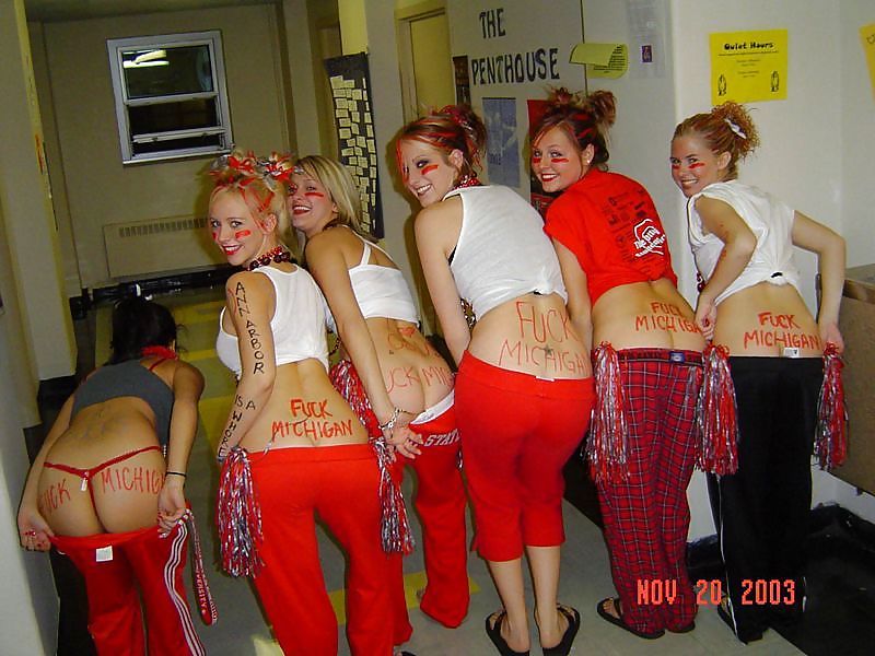 Random 2 porn gallery