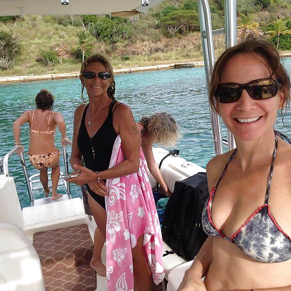 Swimsuit Grannies 2 porn gallery